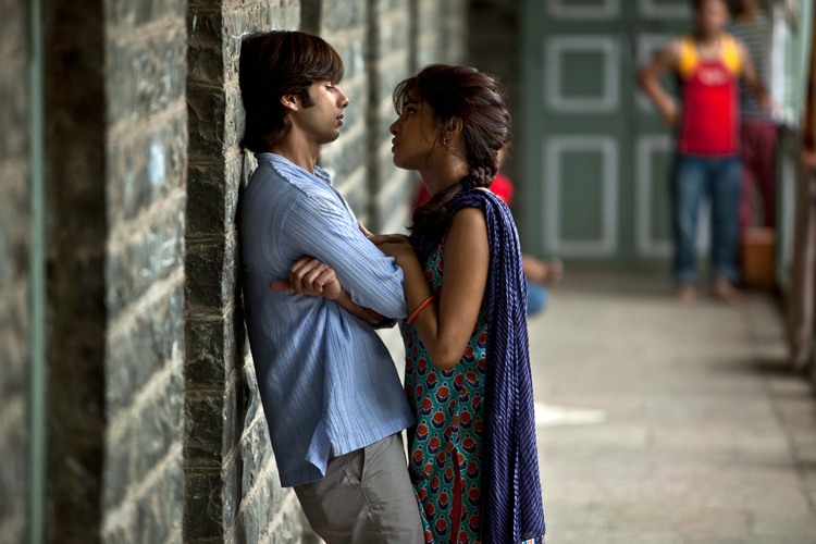 Kaminey - Film Still